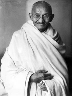 день рождения Ганди